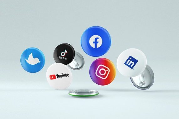 Greek Export Businesses on Social Media, MARLAB