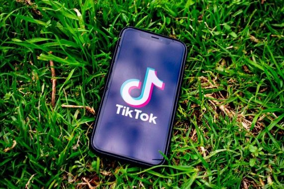 E-Shop Tik Tok.