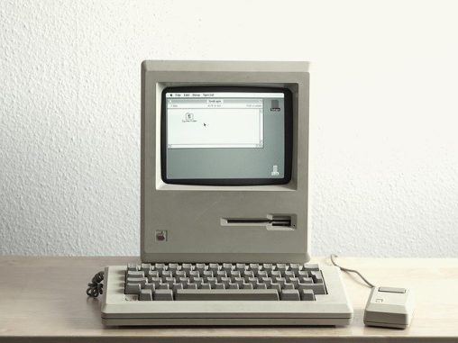 TECHDAY 24 January Arrival of Macintosh