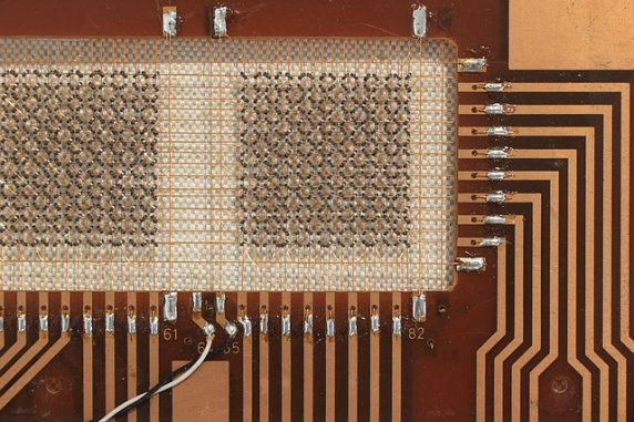 TECHDAY 4 March IBM buys core memory patent