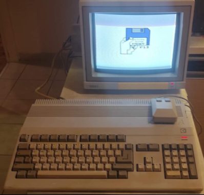 PC-GR TECH HISTORY Commodore Amiga 500