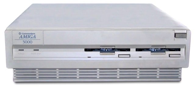 PC-GR TECH HISTORY Commodore AMIGA 3000