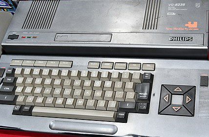 PC-GR TECH HISTORY Philips VG8235