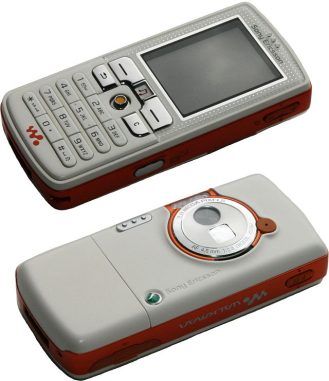 PC-GR TECH HISTORY Sony Ericsson W800