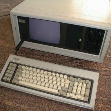 PC-GR TECH HISTORY Compaq Portable