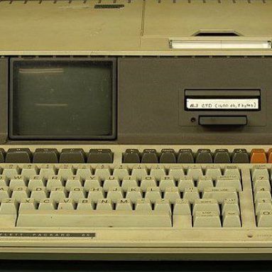 PC-GR TECH HISTORY Hewlett Packard 85
